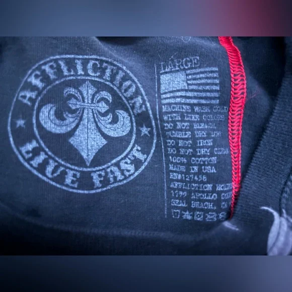 Affliction studded t-shirt large - Picture 4 of 4